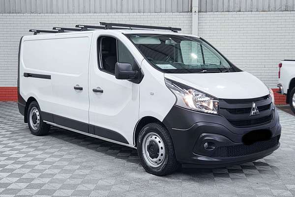 2020 Mitsubishi Express GLX SN SWB