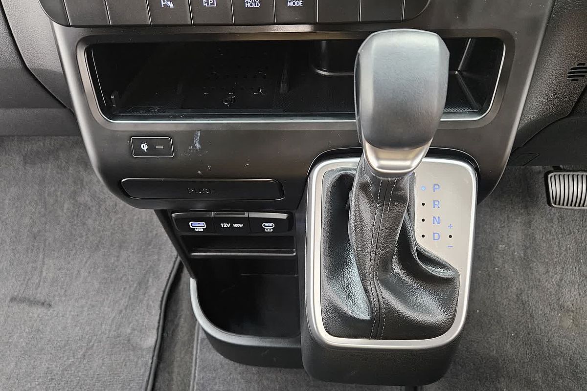 2025 Hyundai STARIA LOAD US4.V3