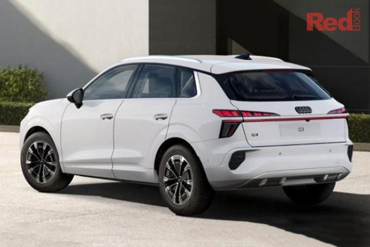 2026 Audi Q3 TFSI 150kW FJ
