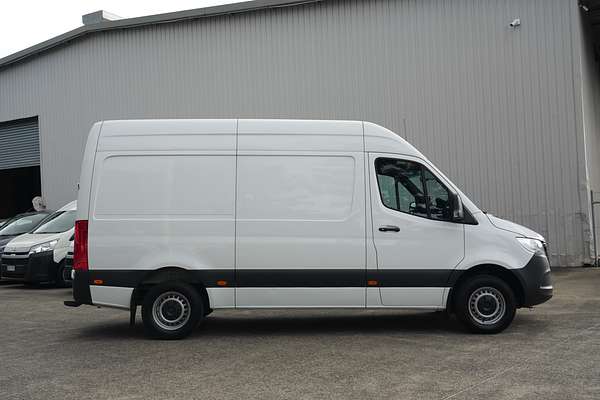 2023 Mercedes-Benz Sprinter 315CDI VS30 MWB Low Roof thumb-3