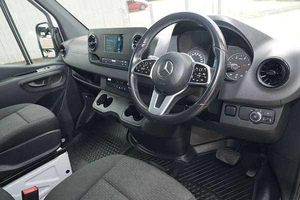 2023 Mercedes-Benz Sprinter 315CDI VS30 MWB Low Roof thumb-16