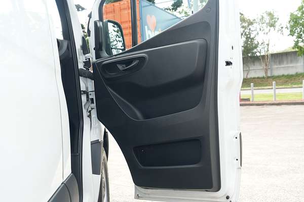 2023 Mercedes-Benz Sprinter 315CDI VS30 MWB Low Roof thumb-15