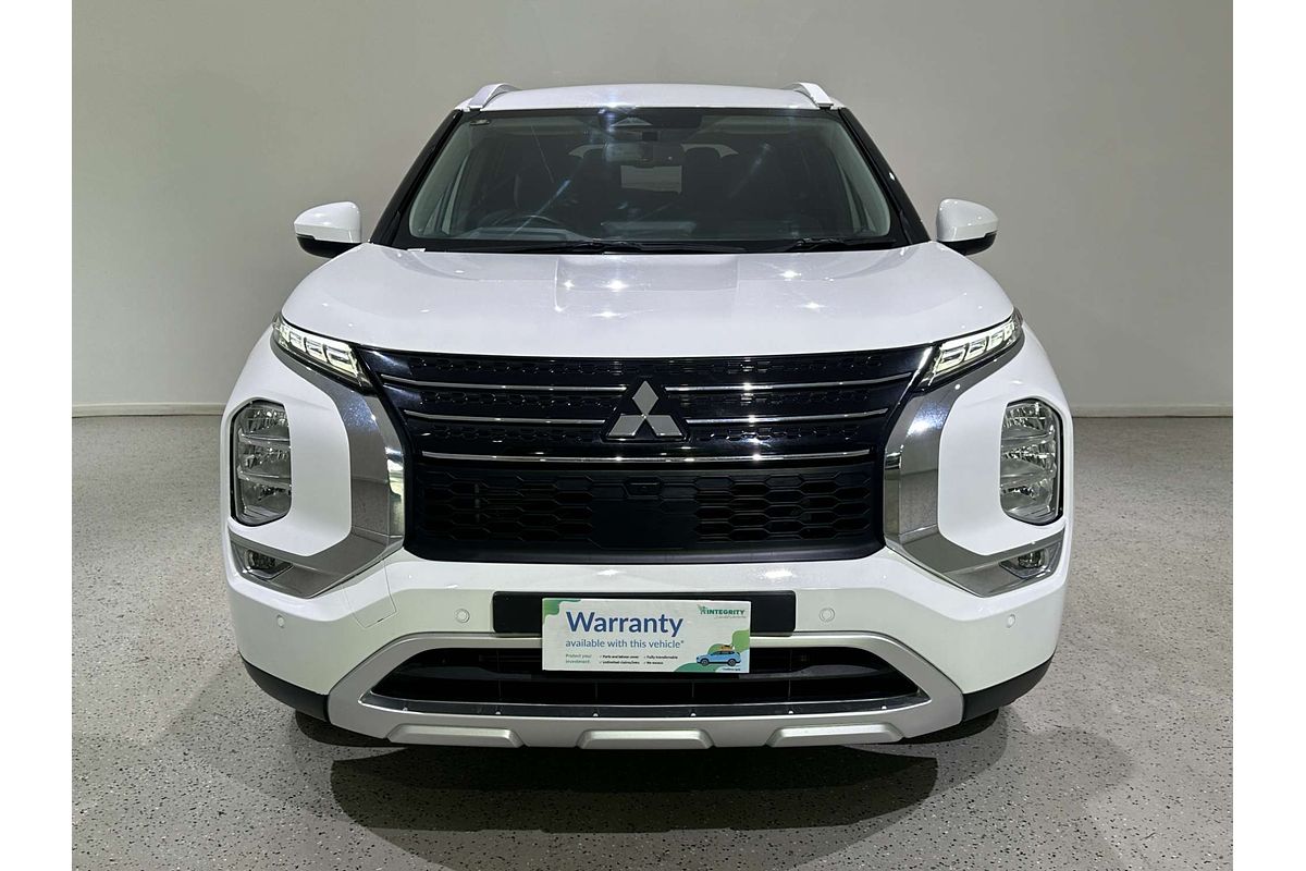 2023 Mitsubishi Outlander LS ZM