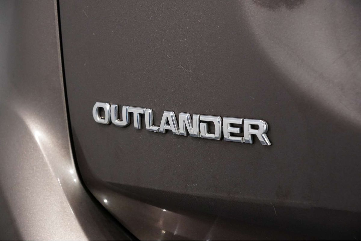 2019 Mitsubishi Outlander ES ZL