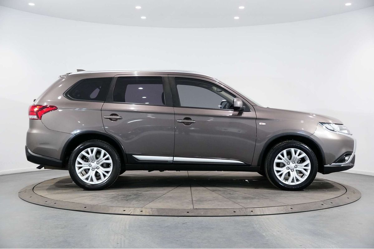 2019 Mitsubishi Outlander ES ZL