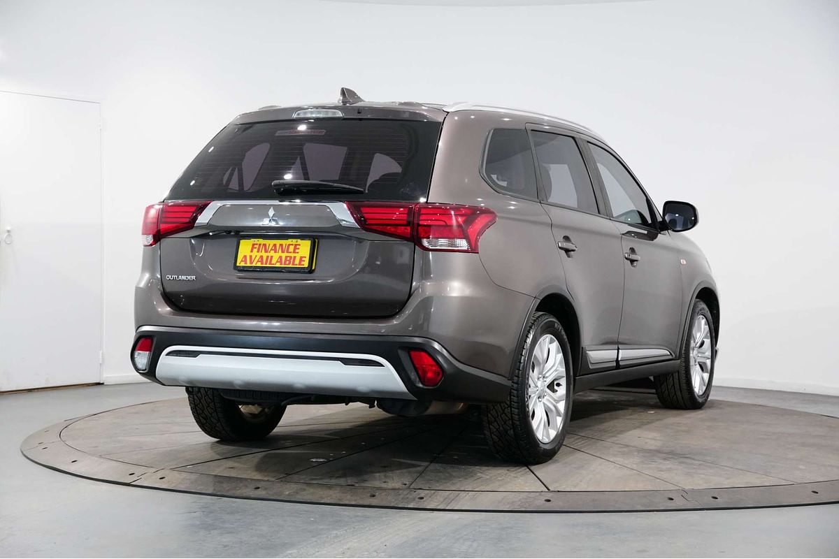 2019 Mitsubishi Outlander ES ZL