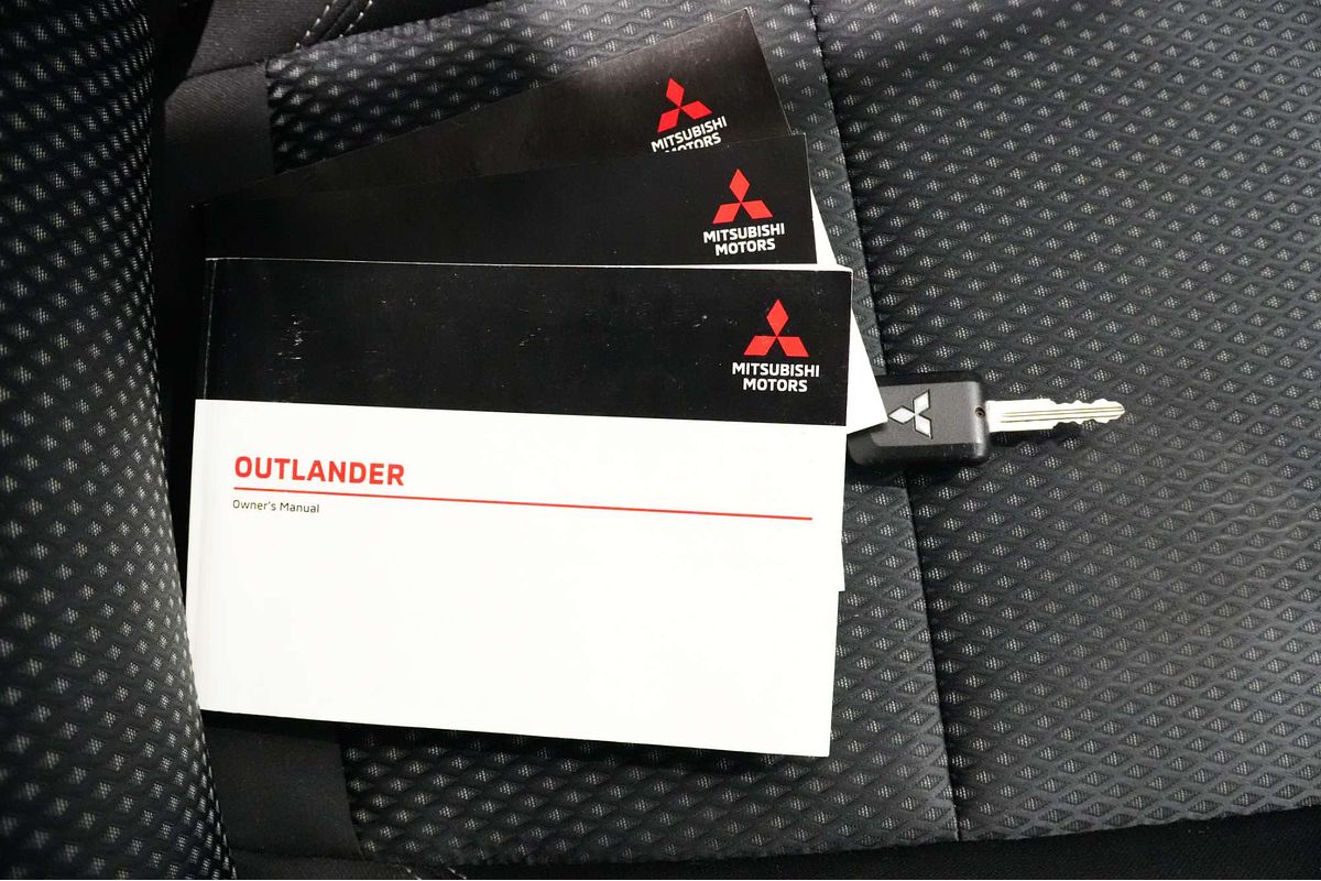 2019 Mitsubishi Outlander ES ZL
