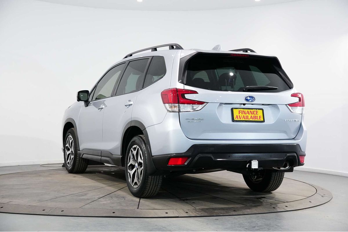 2022 Subaru Forester 2.5i S5