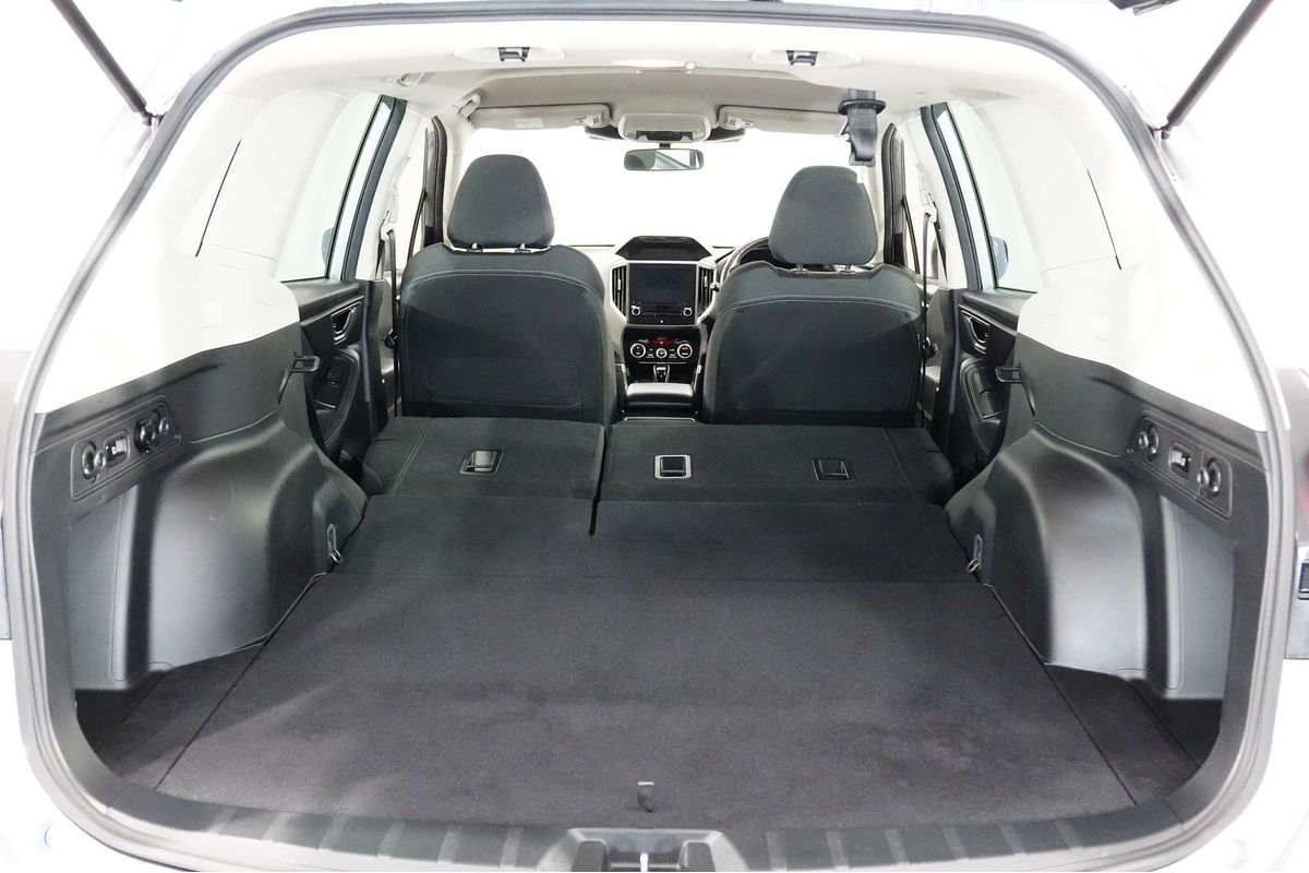 2022 Subaru Forester 2.5i S5