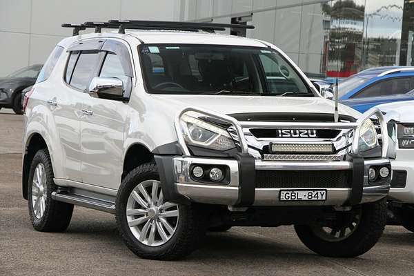 2017 Isuzu MU-X LS-U