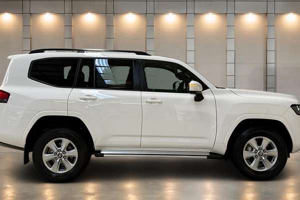 2024 Toyota Landcruiser GXL FJA300R