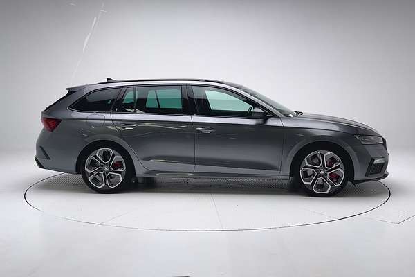 2022 SKODA Octavia RS NX thumb-8
