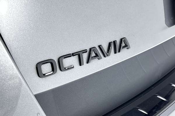 2022 SKODA Octavia RS NX thumb-21