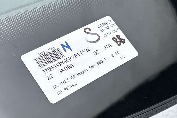 2022 SKODA Octavia RS NX thumb-23
