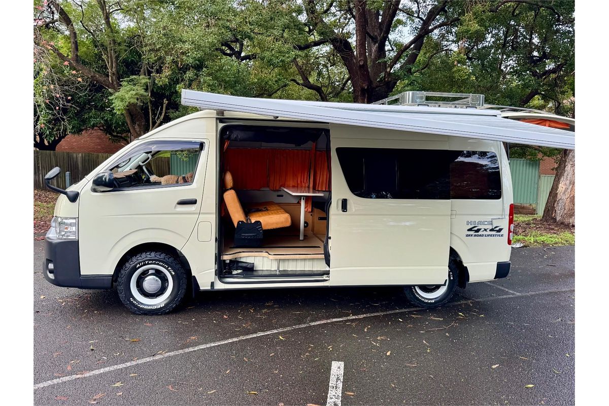 2019 Toyota Hiace
