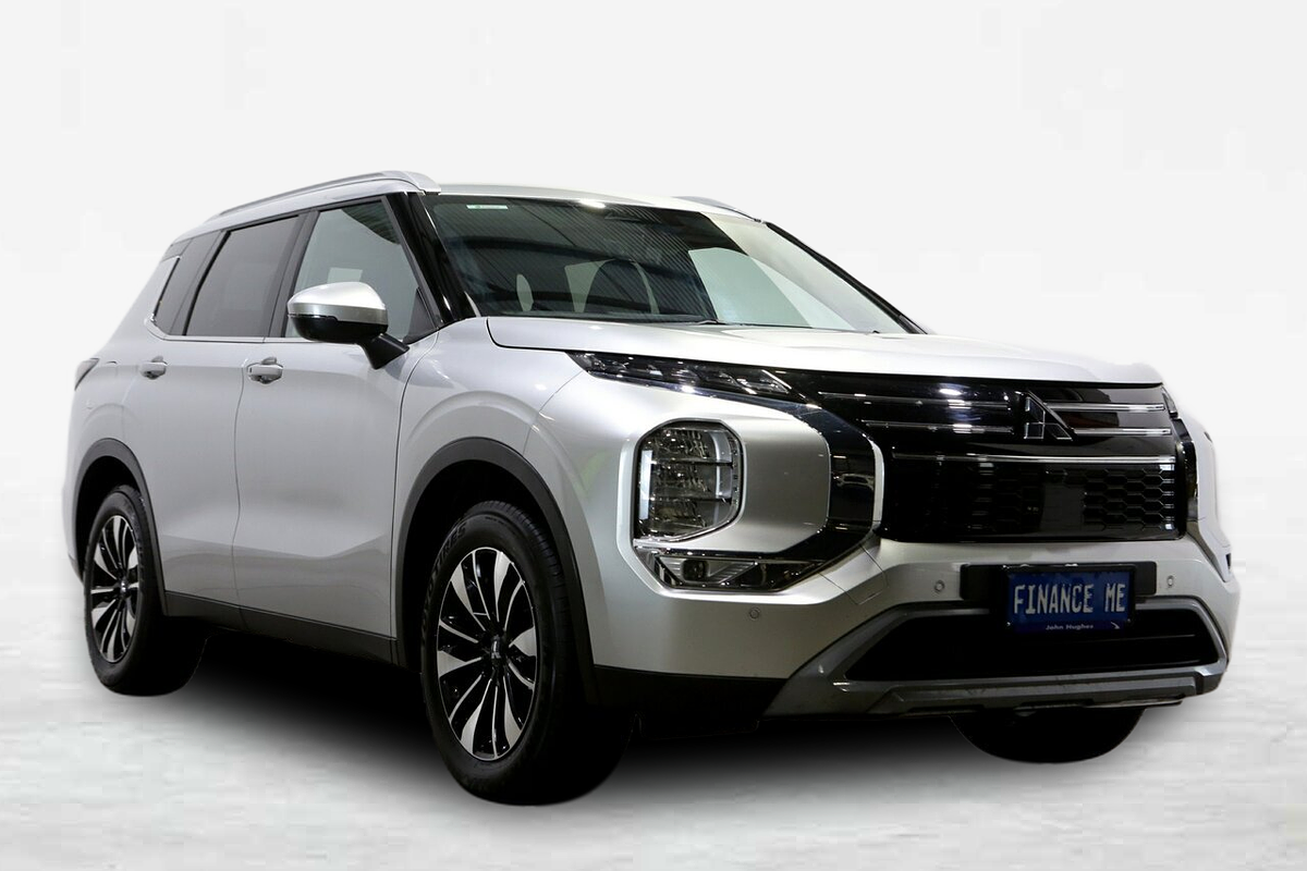 2025 Mitsubishi Outlander LS ZM