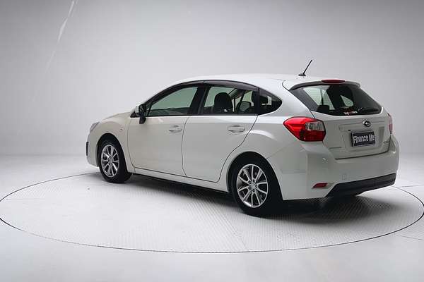 2014 Subaru Impreza 2.0i G4 thumb-5