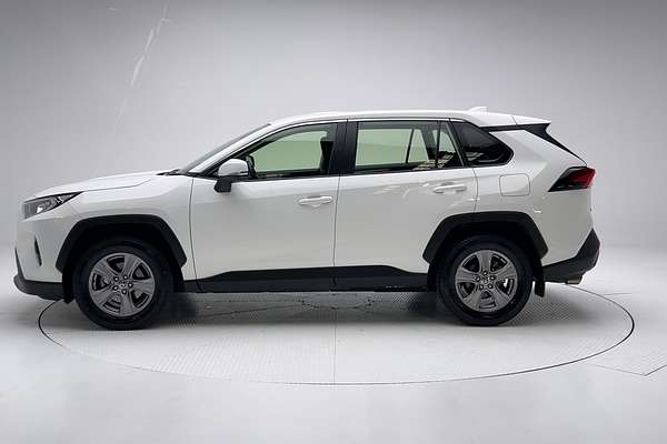 2024 Toyota RAV4 GX MXAA52R thumb-4