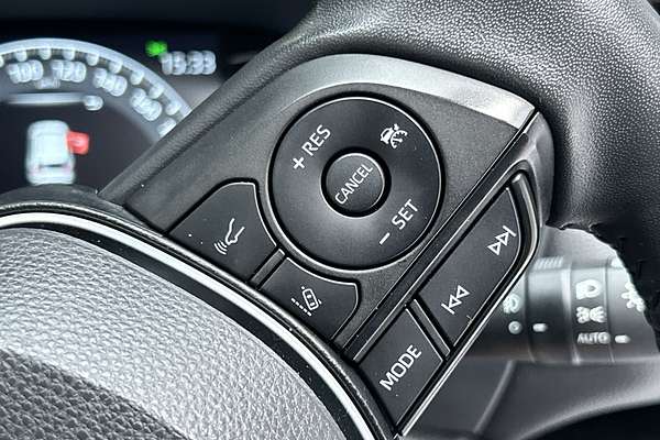 2024 Toyota RAV4 GX MXAA52R thumb-16