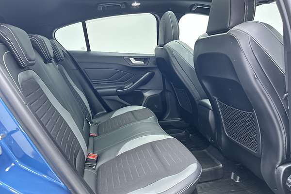 2020 Ford Focus ST SA thumb-11