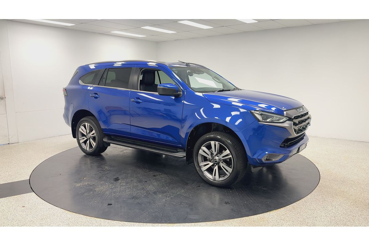 2024 Isuzu MU-X LS-T