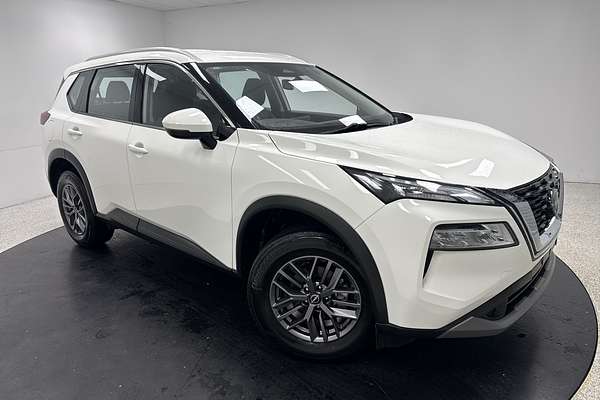 2024 Nissan X-TRAIL ST T33