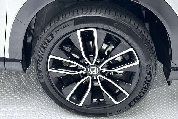 2024 Honda HR-V e:HEV L thumb-9