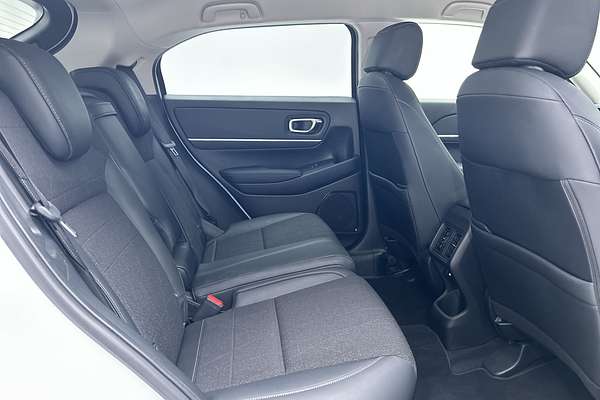 2024 Honda HR-V e:HEV L thumb-11