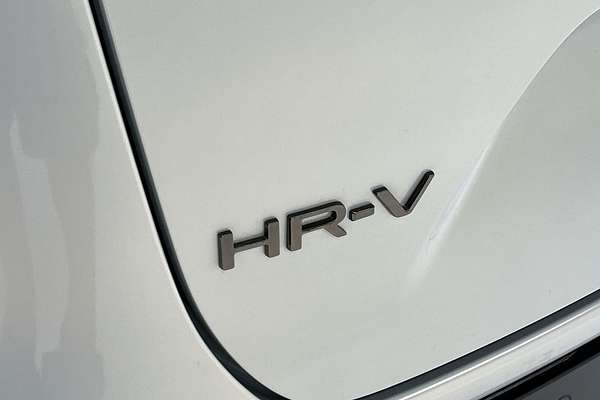 2024 Honda HR-V e:HEV L thumb-21