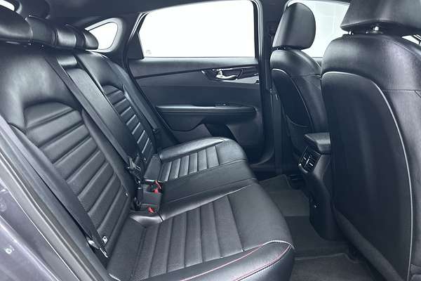 2023 Kia Cerato GT BD thumb-11