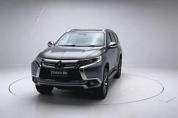 2018 Mitsubishi Pajero Sport GLS QE thumb-2