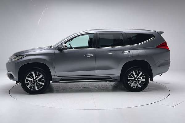 2018 Mitsubishi Pajero Sport GLS QE thumb-4
