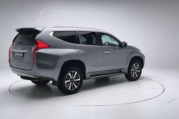 2018 Mitsubishi Pajero Sport GLS QE thumb-7