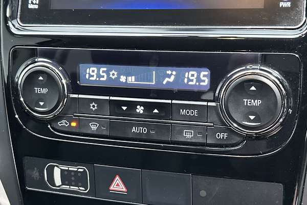 2018 Mitsubishi Pajero Sport GLS QE thumb-16