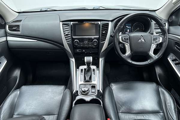2018 Mitsubishi Pajero Sport GLS QE thumb-19