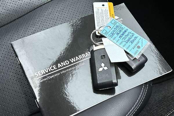 2023 Mitsubishi Triton Xtreme MR 4X4 thumb-22