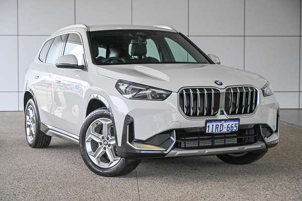 2025 BMW X1 sDrive18i U11