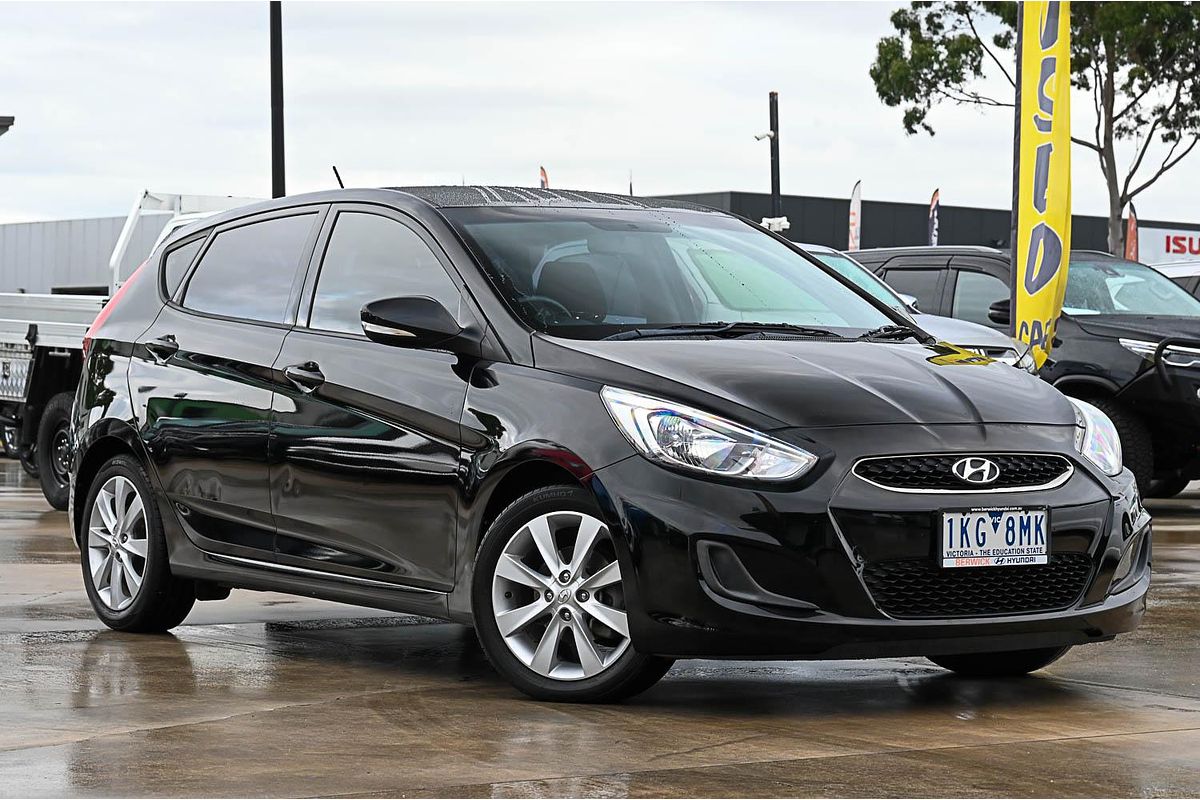 2017 Hyundai Accent Sport RB6