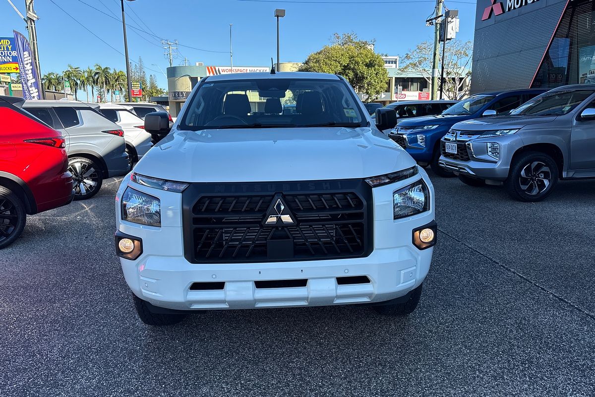 2025 Mitsubishi Triton GLX MV 4X4