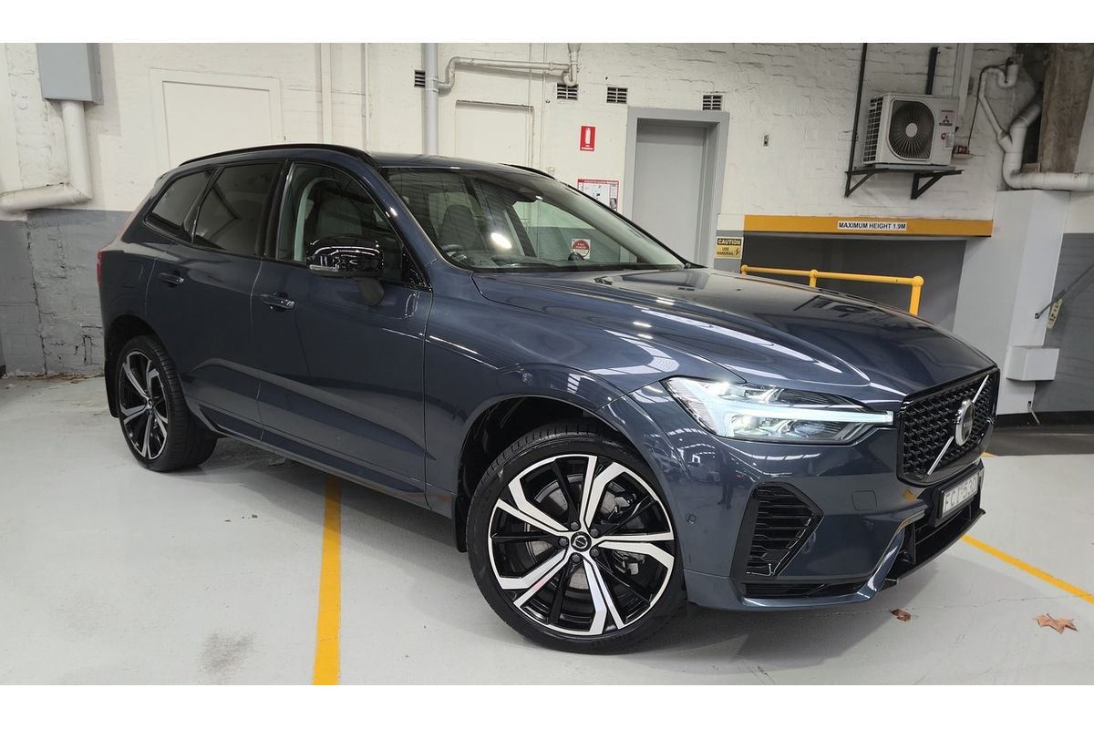 2023 Volvo XC60 Recharge Ultimate T8 Plug-In Hybrid