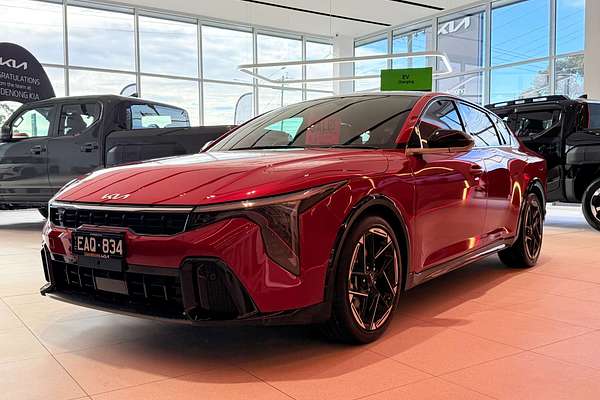 2025 Kia K4 GT-Line CL4m