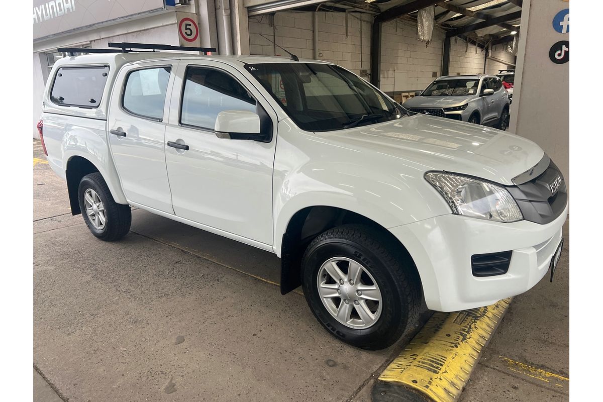 2015 Isuzu D-MAX SX High Ride Rear Wheel Drive