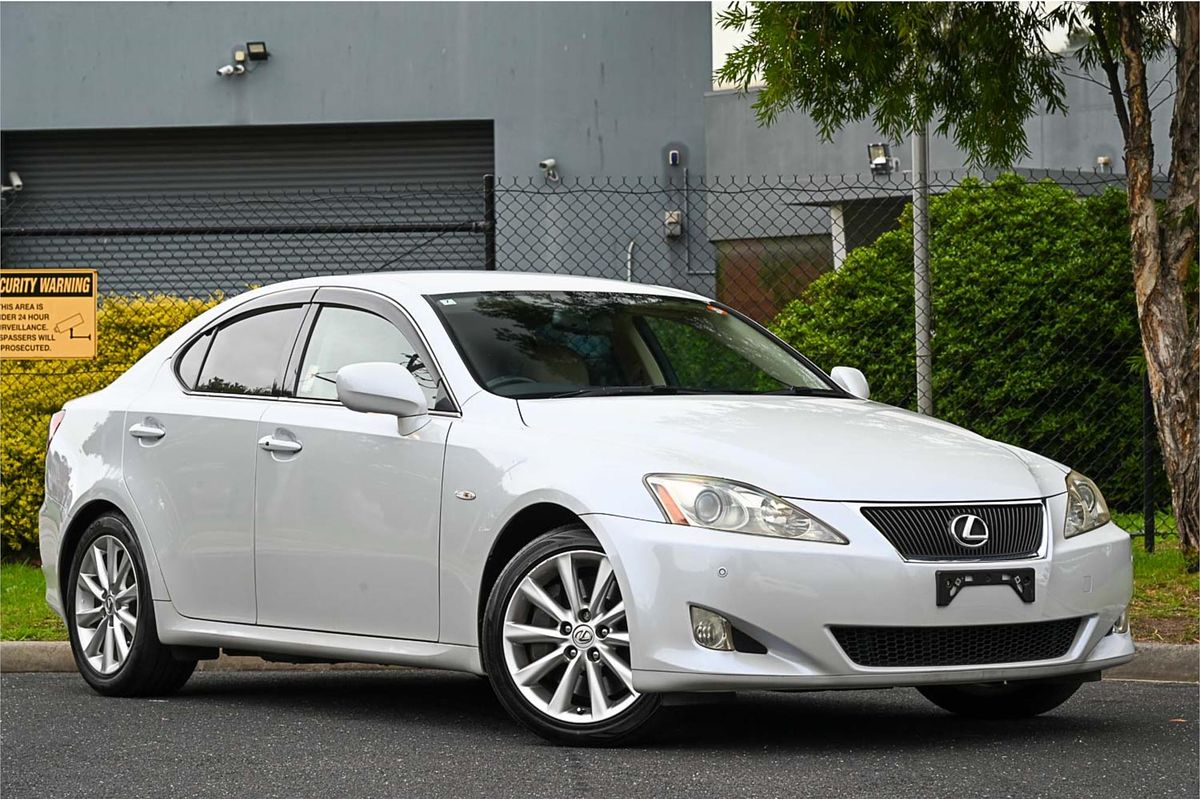 2008 Lexus IS IS350 Version L GSE21