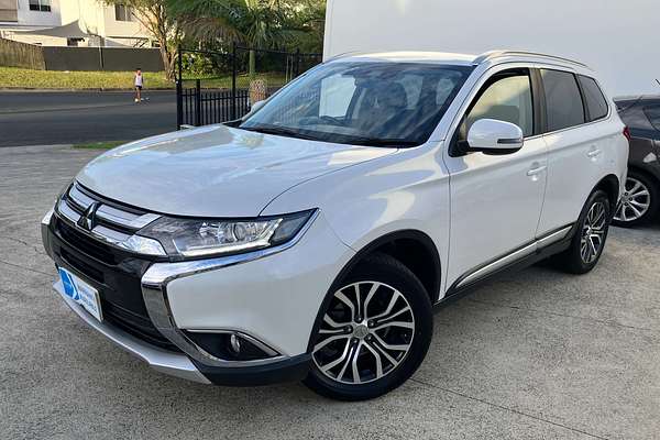 2018 Mitsubishi Outlander LS 7 SEAT (2WD) ZL MY18.5, 4D WAGON, MULTI POINT F/INJ, CONTINUOUS VARIABLE, 2360 CC, 2.4L, 4