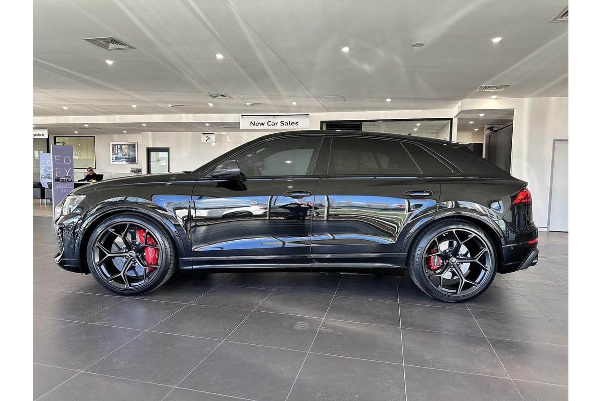 2025 Audi RS Q8 TFSI performance F1