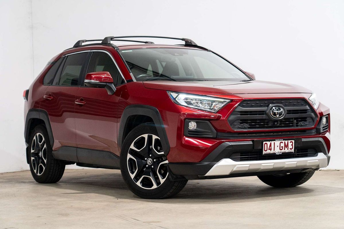 2019 Toyota RAV4 Edge AXAA54R