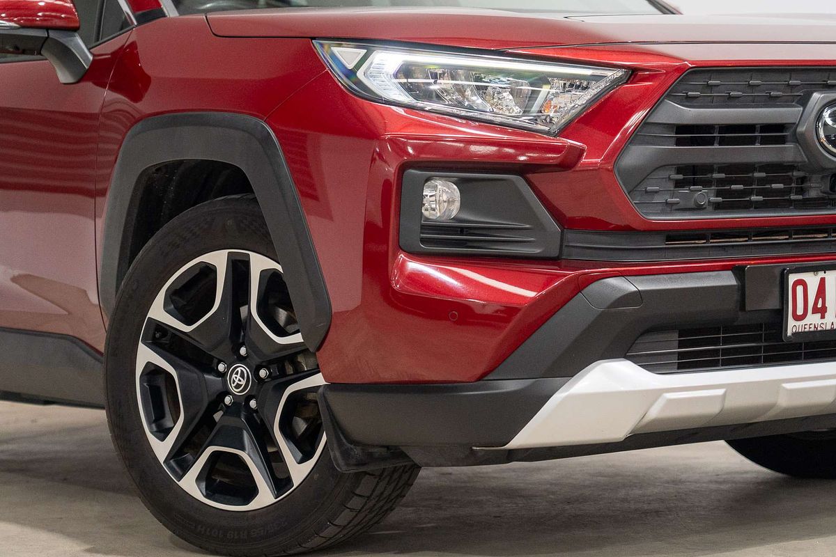 2019 Toyota RAV4 Edge AXAA54R