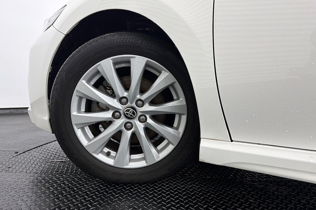 2020 Toyota Camry Ascent AXVH71R