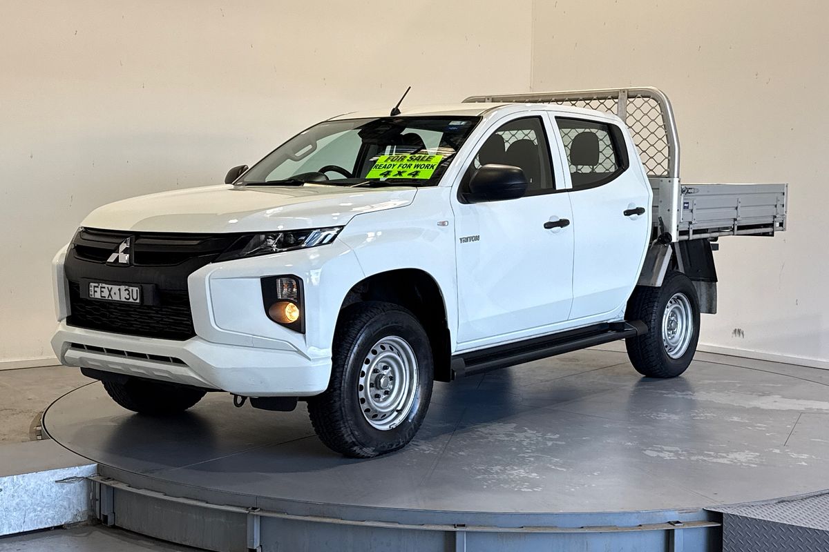 2023 Mitsubishi Triton GLX MR