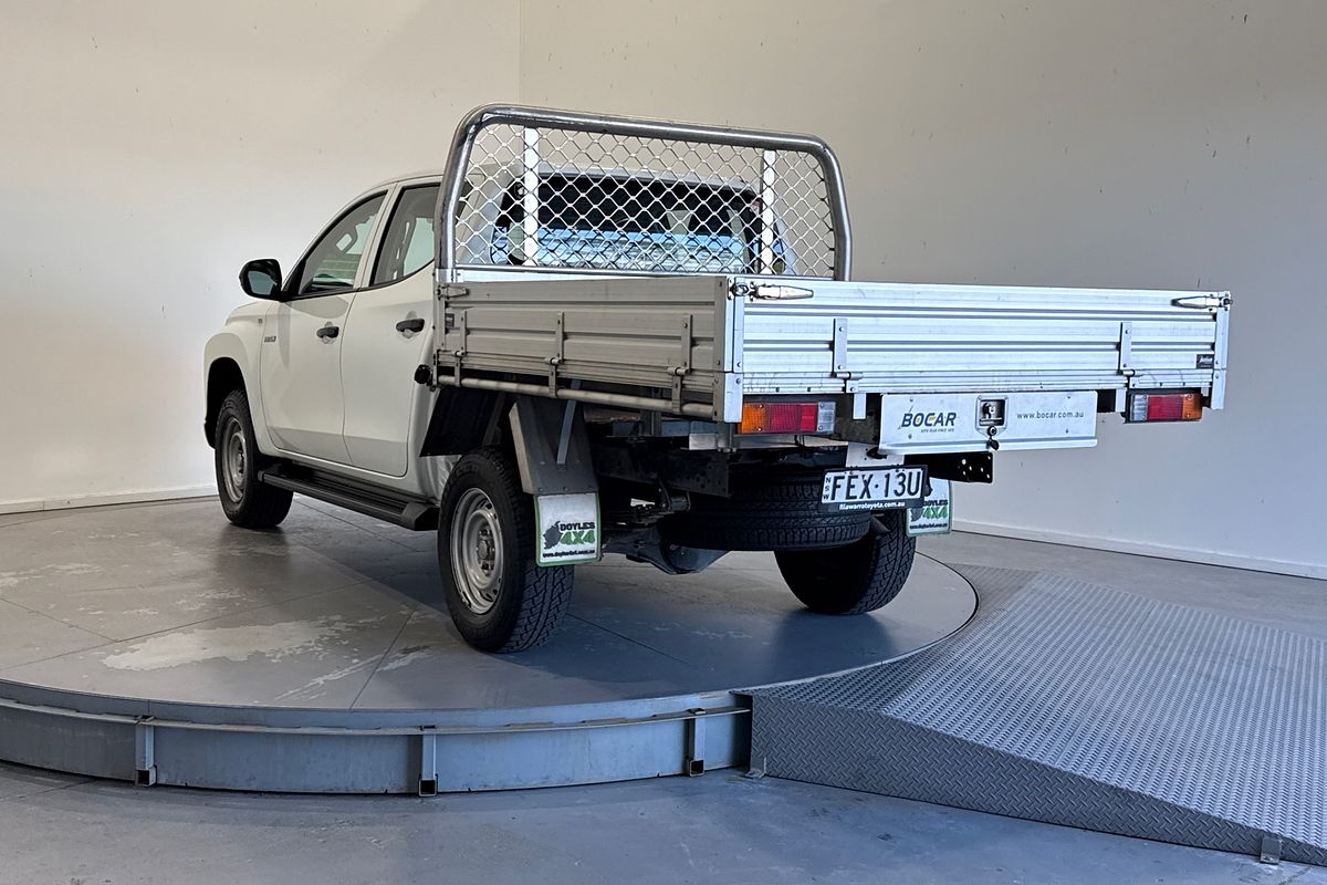 2023 Mitsubishi Triton GLX MR